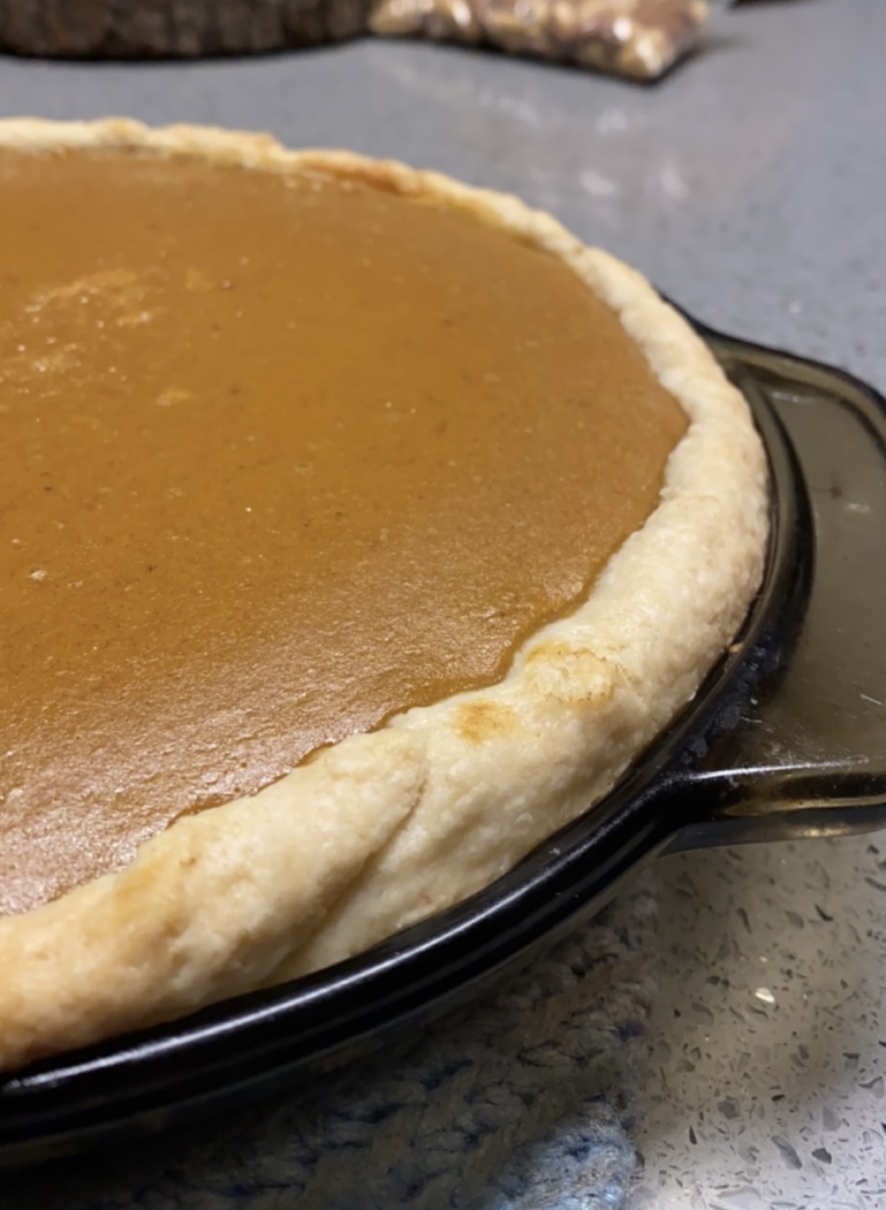 Homemade Pumpkin Pie: A Slice of Fall Magic